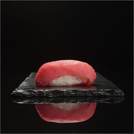 Суши с тунцом 00820